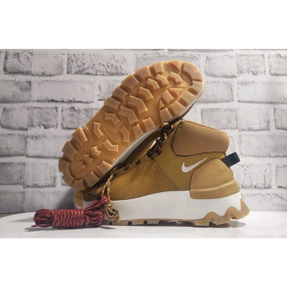 Nike City Classic Boot Wheat/Sail-Black DQ5601-710 US Women's Size 7.5